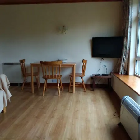 Ballylickey Woodland Vegetarian Holiday home